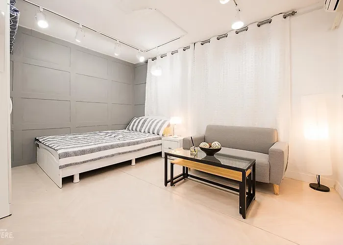 Hongdae Hotel 2*